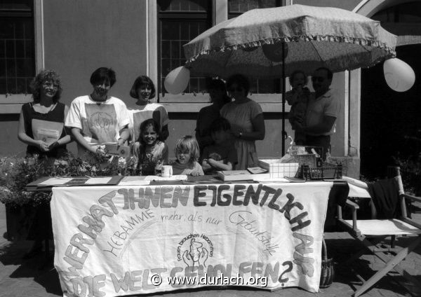 Hebammen am Marktplatz, ca. 1990