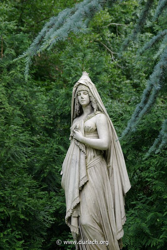 2008 - Statue im Schlogarten