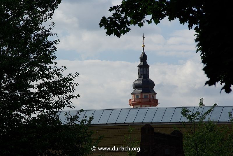 2008 - Blick vom Weiherhof auf den Turm der ev. Stadtkirche