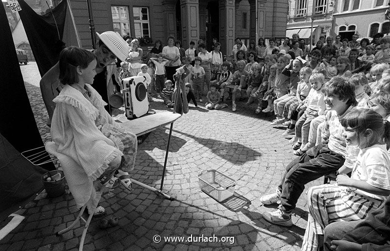 1988 - Veranstaltung mit Clown Schorsch auf dem Marktplatz