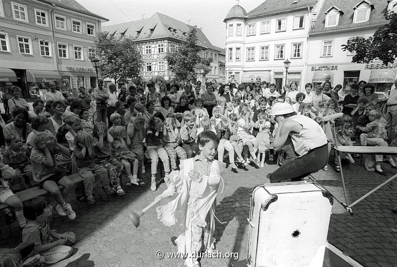 1988 - Veranstaltung mit Clown Schorsch auf dem Marktplatz