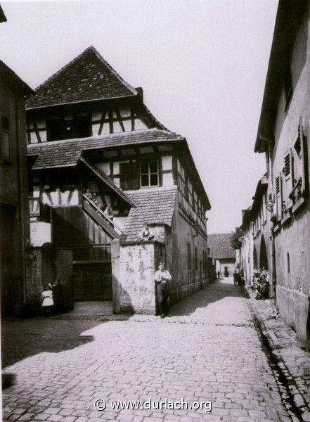 Durlach, Schlachthausstrasse - Mauerloch