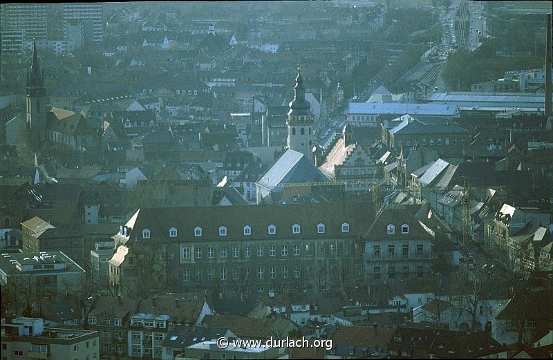ca. 1980 - Blick von der Aussichtsterrasse auf die Karlsburg
