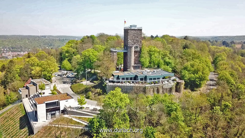 Turm aus der Vogelperspektive 1