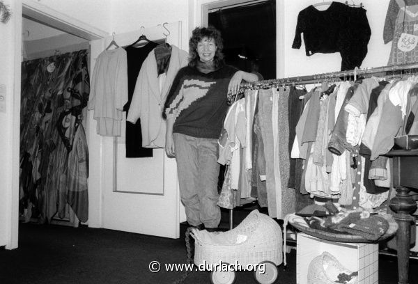 Second Hand Laden in der Mittelstrasse, ca. 1989