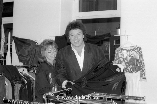 Toni Marshall beim Shopping in Durlach, ca. 1989