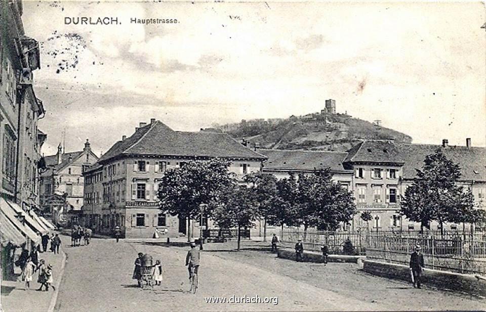 Schloplatz