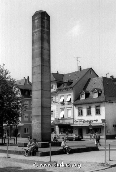 Denkmal am Schlossplatz, ca. 1989