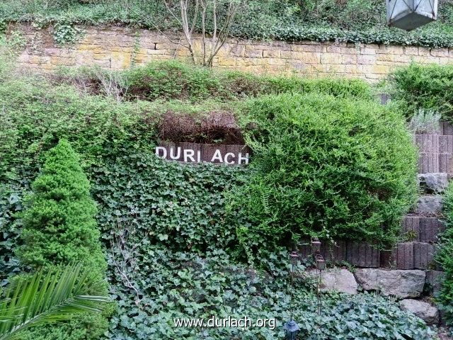 D U R L A C H     en' miniatur  im Gartenhang