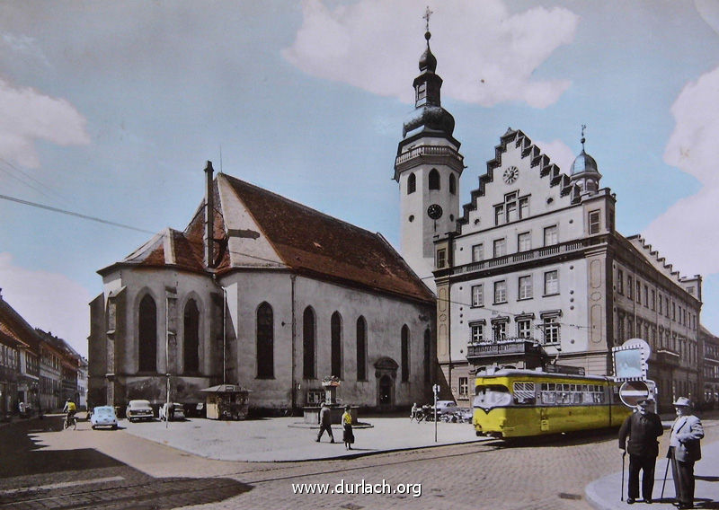 1967 - Marktplatz mit Rathaus und Kirche