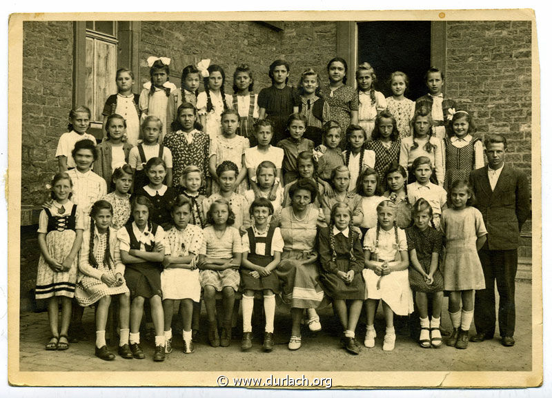 1948 - Friedrichschule, Lehrerin Lotte Mach