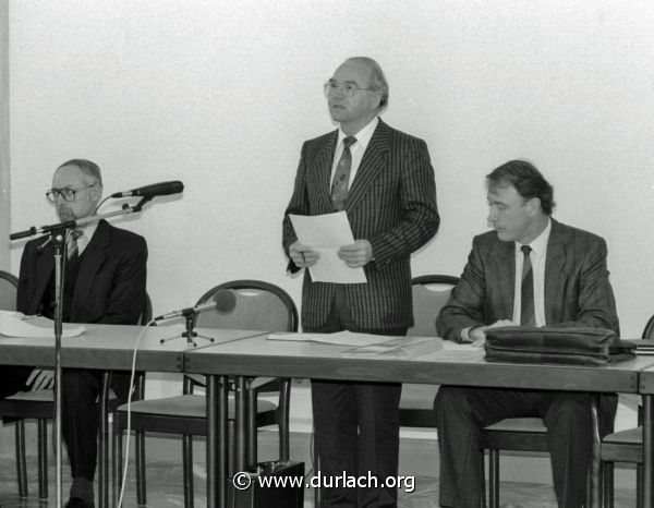 ffentliche Abrissdiskussion in der Karlsburg, ca. 1989