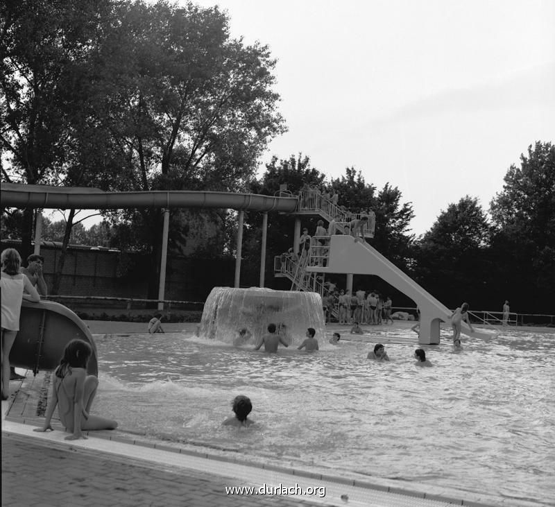 ca. 1985 Durlacher Freibad, Turmbergbad