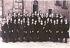 Abschlußklasse 1932 mit Lehrer Ühlein